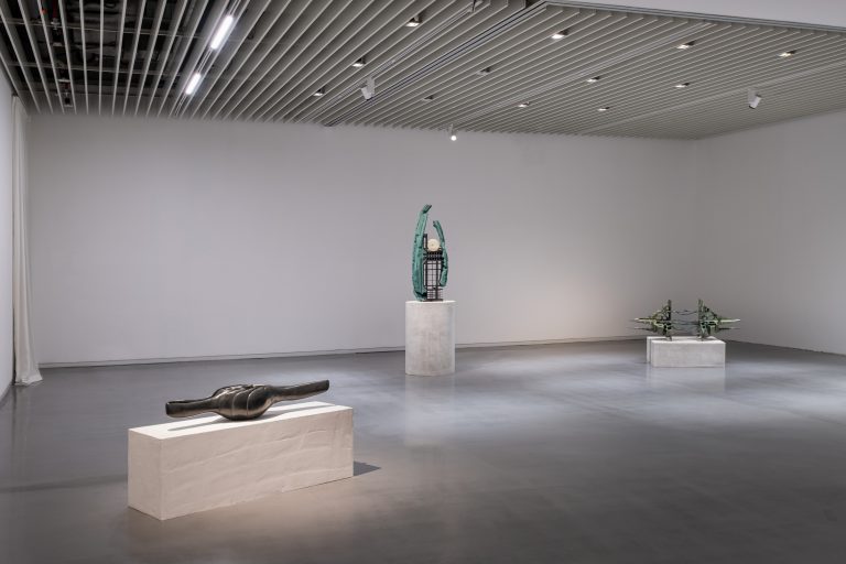 LeeLee Chan “Palimpsestos híbridos” en el Museo de Arte He, Foshan